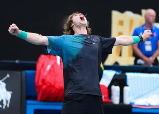 而不是围绕 而不是围绕