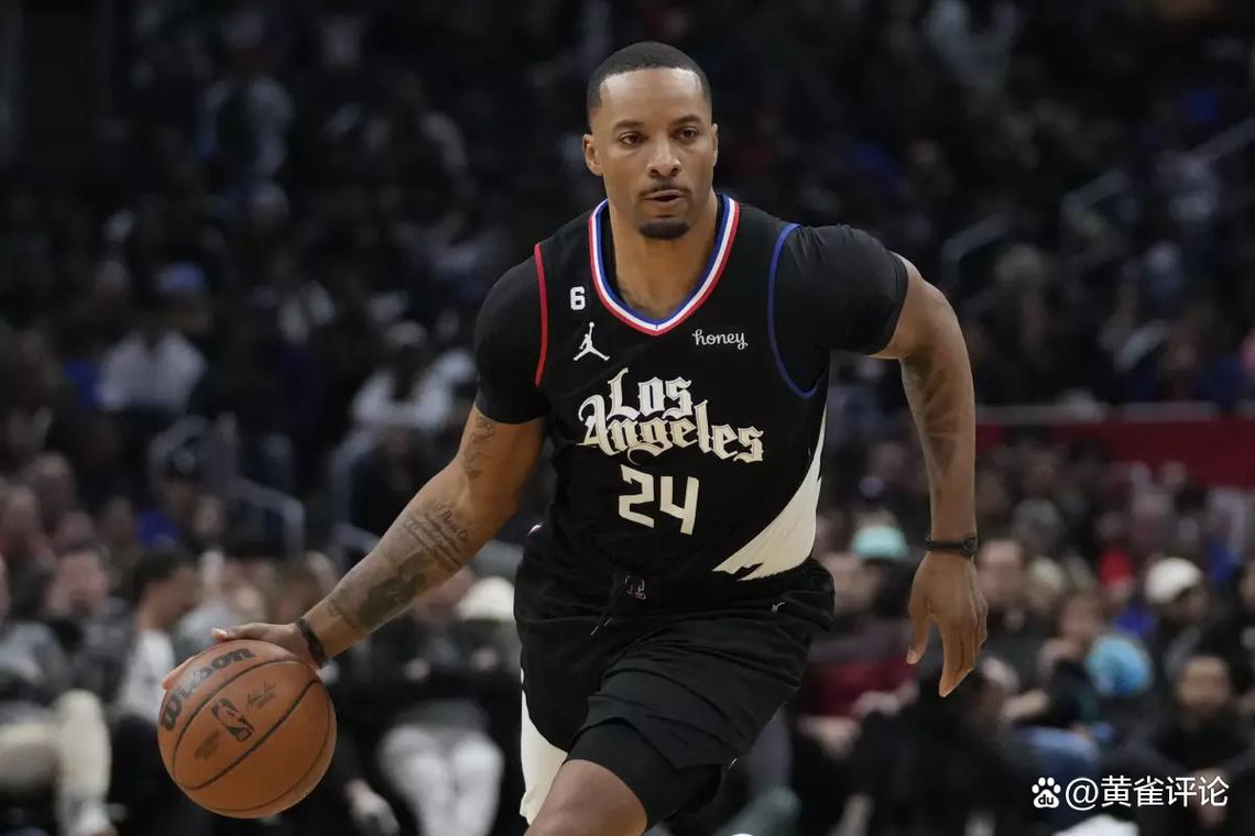 肩负左路攻 肩负左路攻